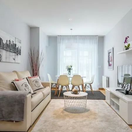 Zurriola Suites By Forever * 산세바스티안